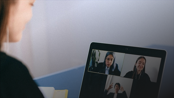 Videokonferenz am Laptop