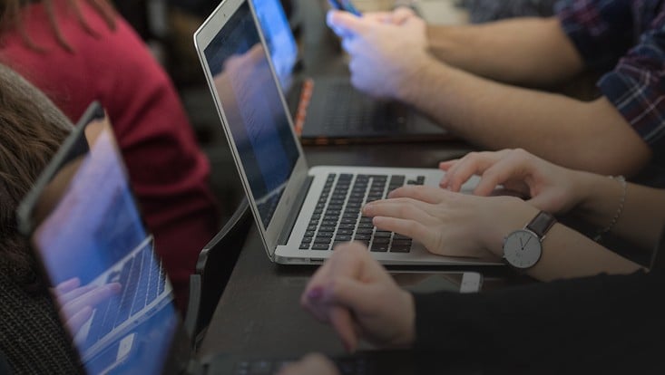 Dieses Bild zeigt den Anmeldebildschirm von Particify