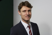 Prof. Dr. Jonas Schreyögg