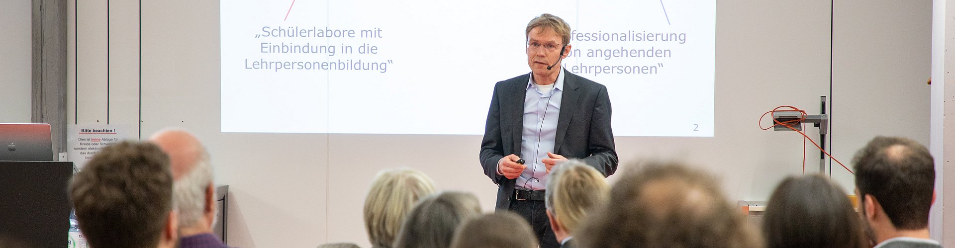 Hedwig Kettler-Lecture 2019 mit Prof. Dr. Burkhard Priemer von der Humboldt-Universität zu Berlin. Foto: Pädagogische Hochschule Karlsruhe